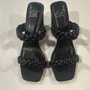 Delicious Black Braided Women's Sandals
